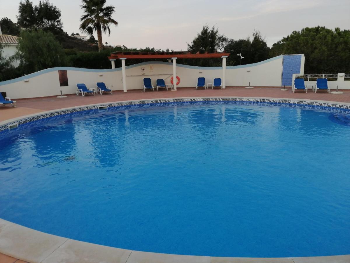 Komfortables Town House In Traumhafter Lage بودينز المظهر الخارجي الصورة